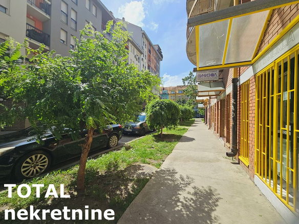 Garaža Prodaja Novi Sad  24 m2