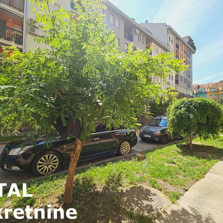 Garaža Prodaja Novi Sad  24 m2