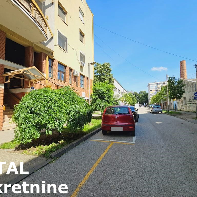 Garaža Prodaja Novi Sad  24 m2