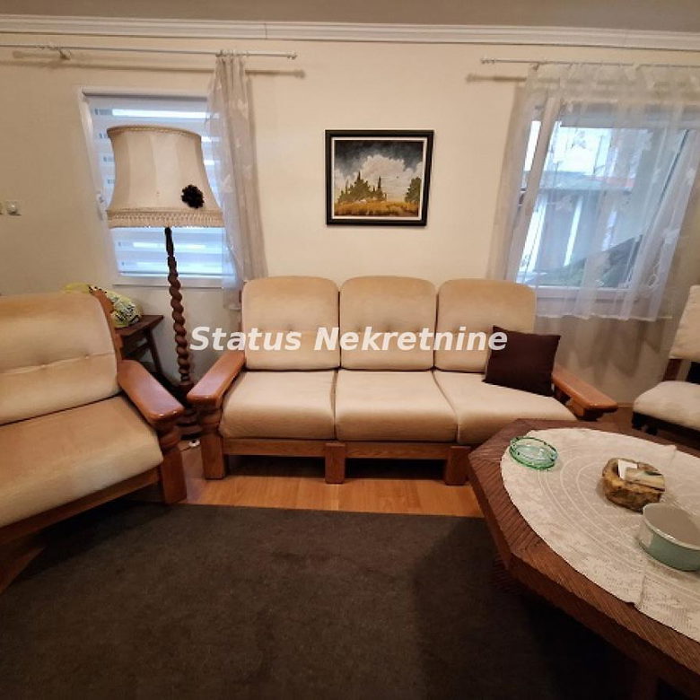 Stan Izdavanje Novi Sad  52 m2