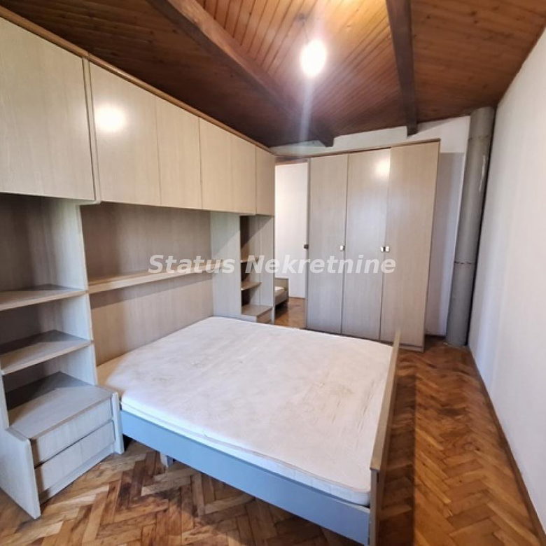 Stan Izdavanje Novi Sad  33 m2