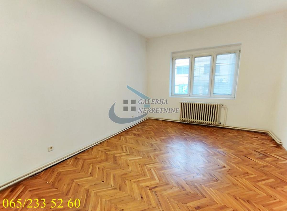 Stan Prodaja Beograd Banovo Brdo 106 m2