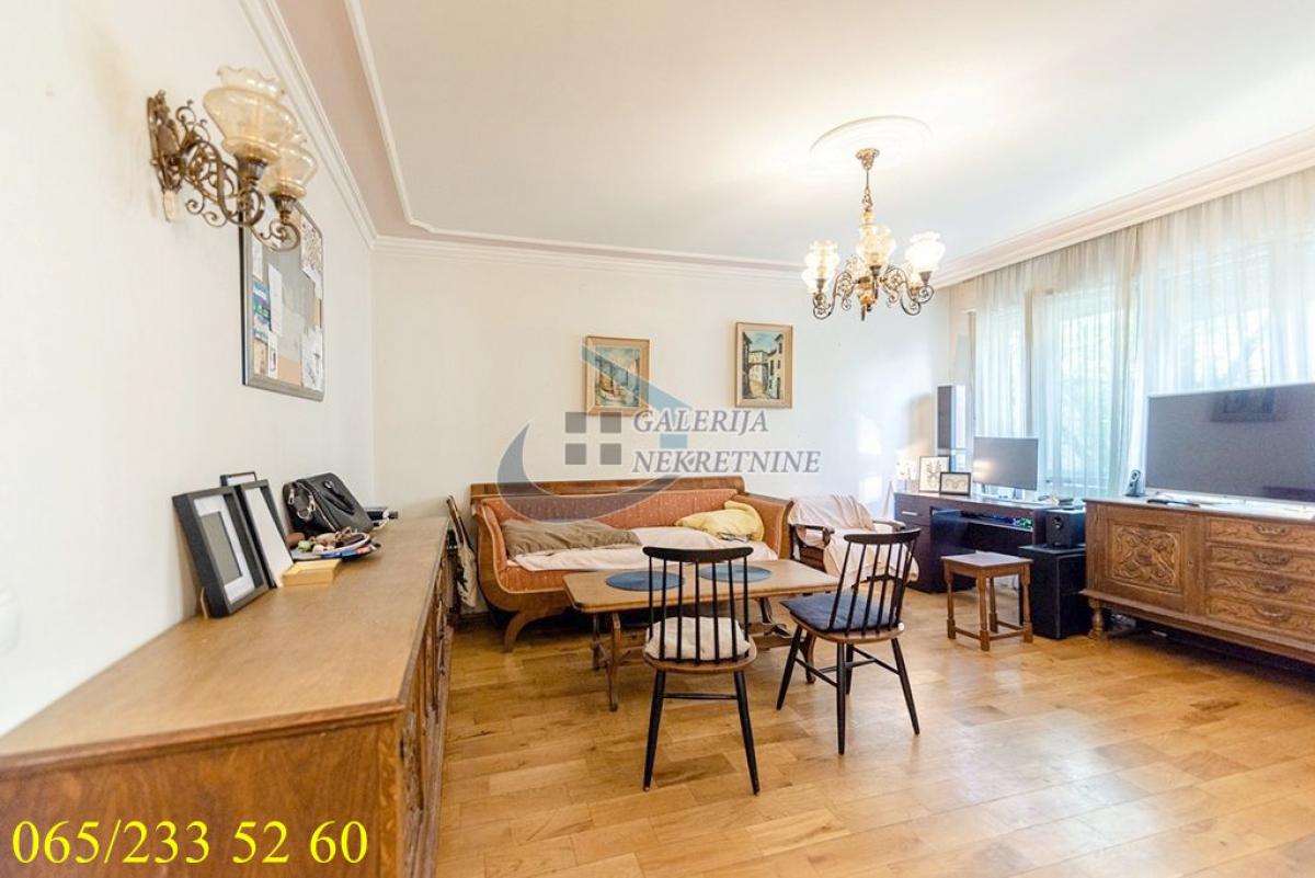 Stan Prodaja Beograd Krunski Venac 64 m2