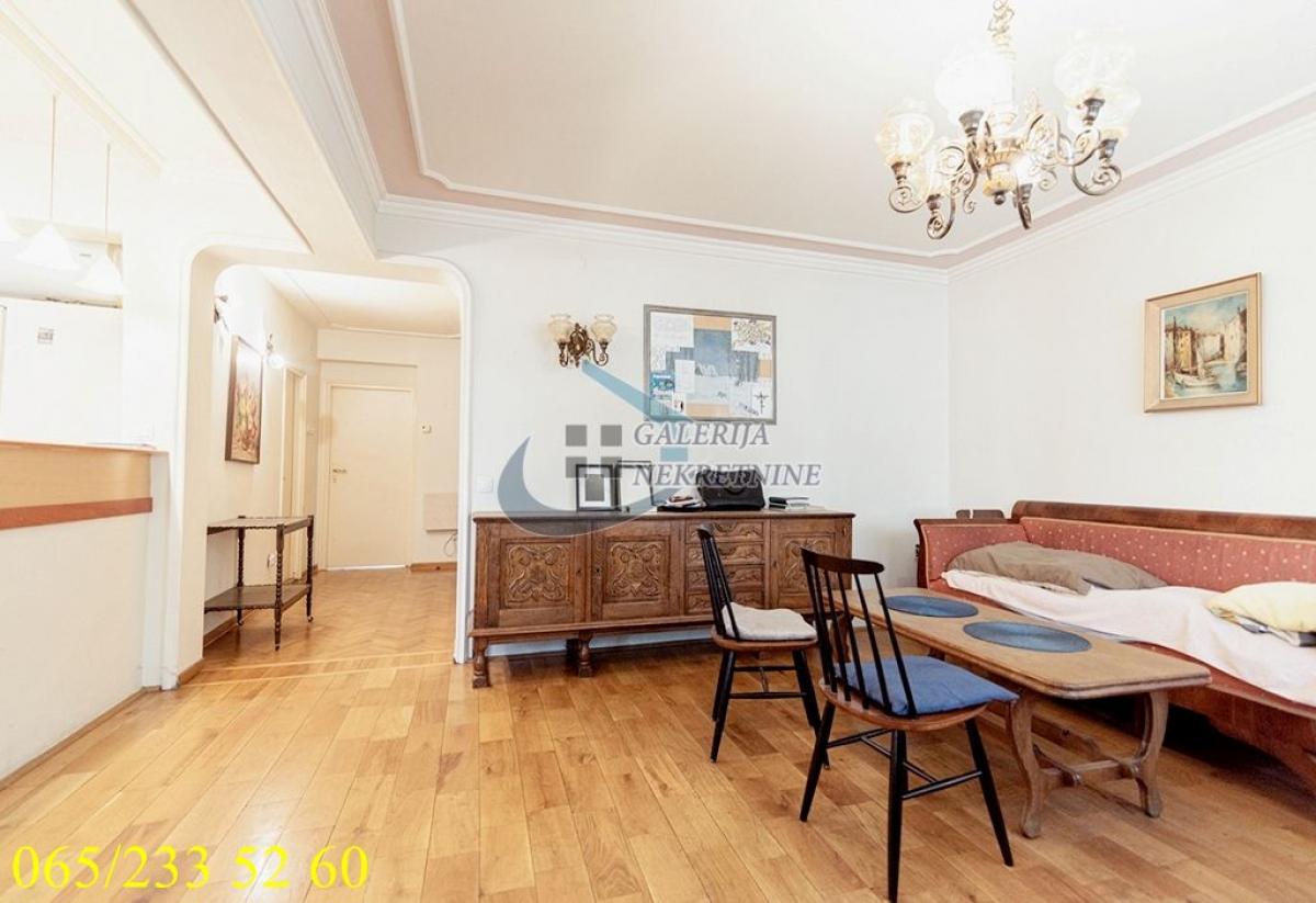Stan Prodaja Beograd Krunski Venac 64 m2