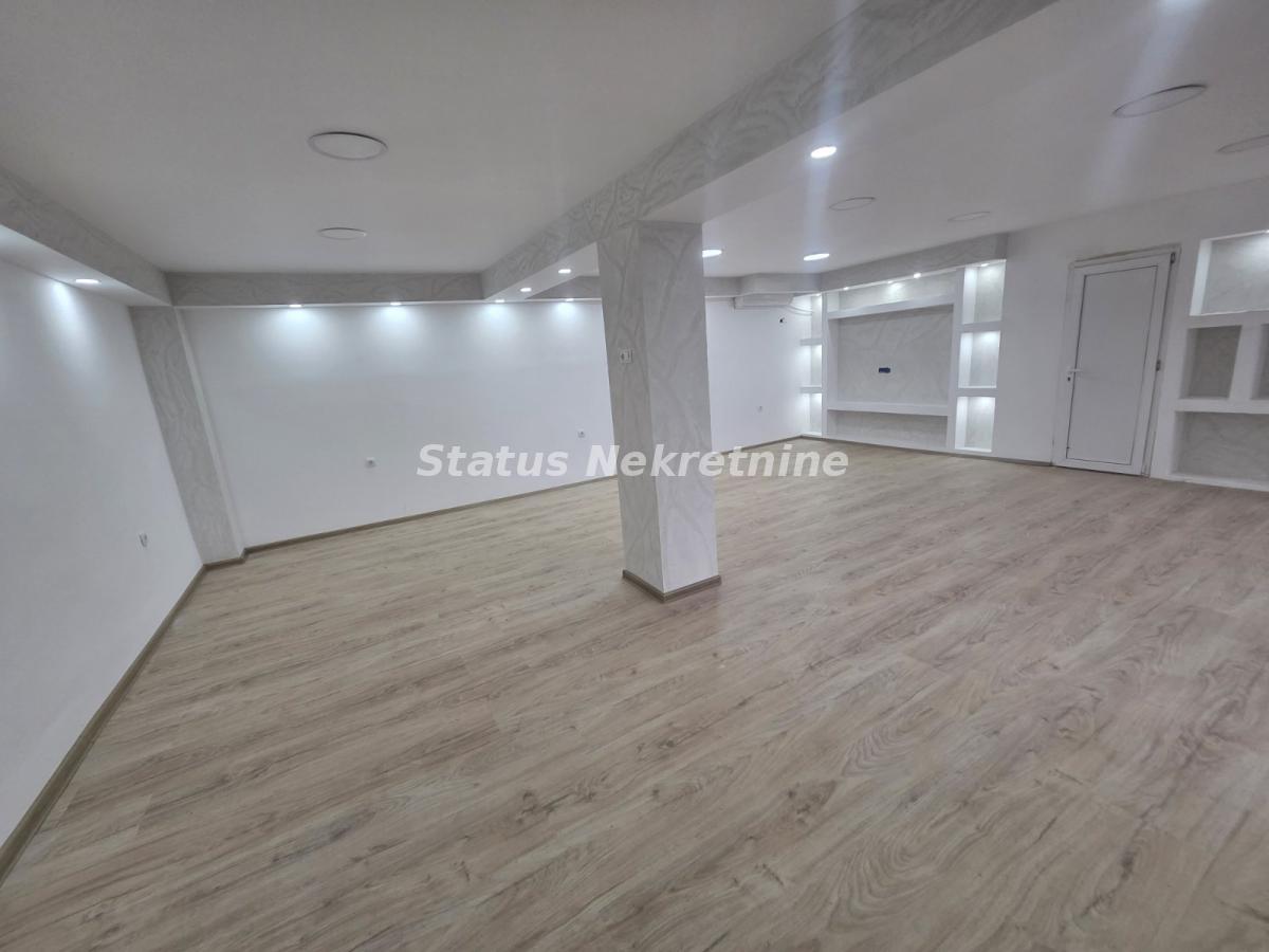 Kuća Izdavanje Novi Sad  200 m2