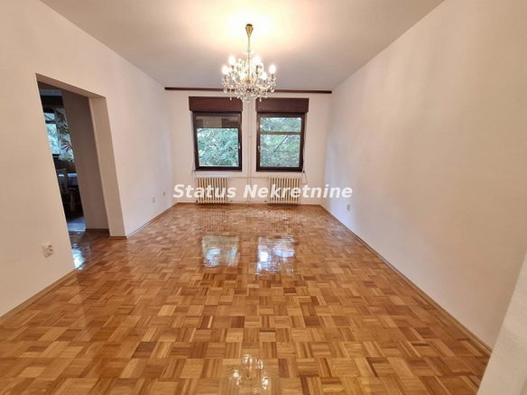 Stan Izdavanje Novi Sad  57 m2