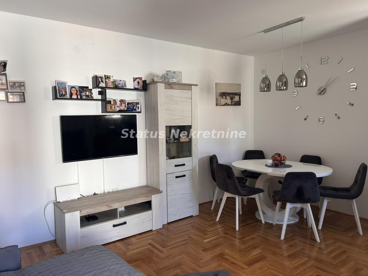 Stan Prodaja Novi Sad  57 m2