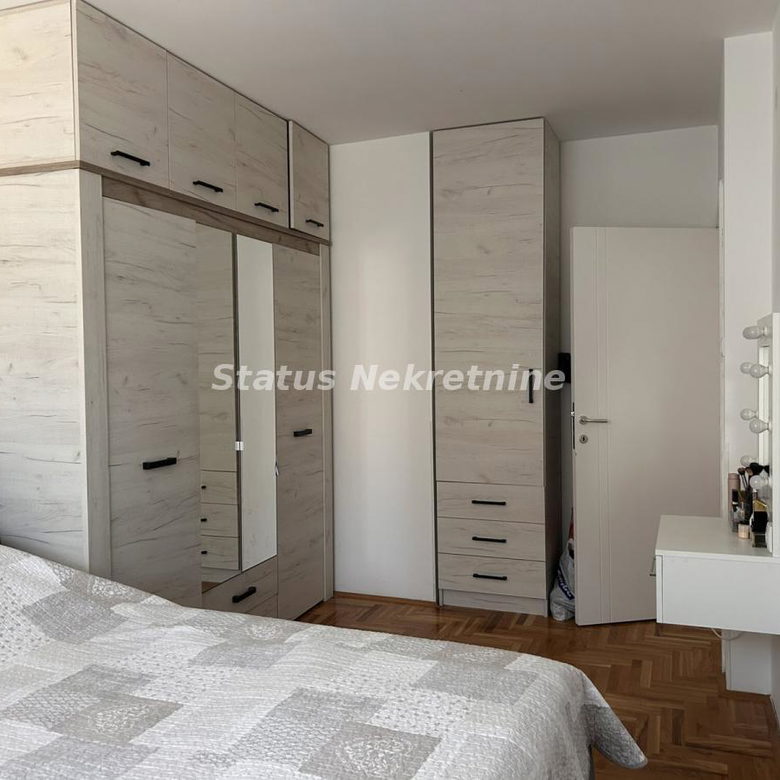 Stan Prodaja Novi Sad  57 m2
