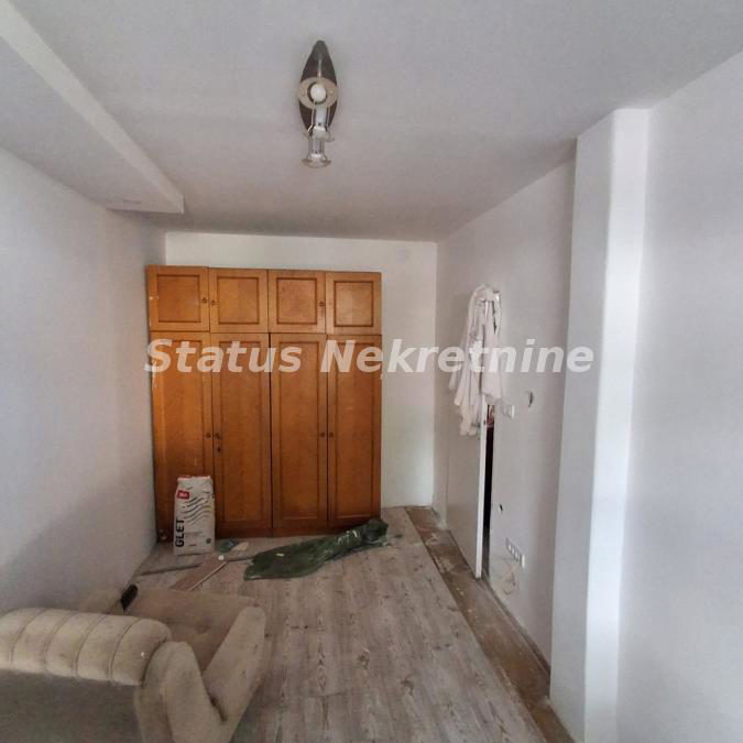 Stan Izdavanje Novi Sad  42 m2
