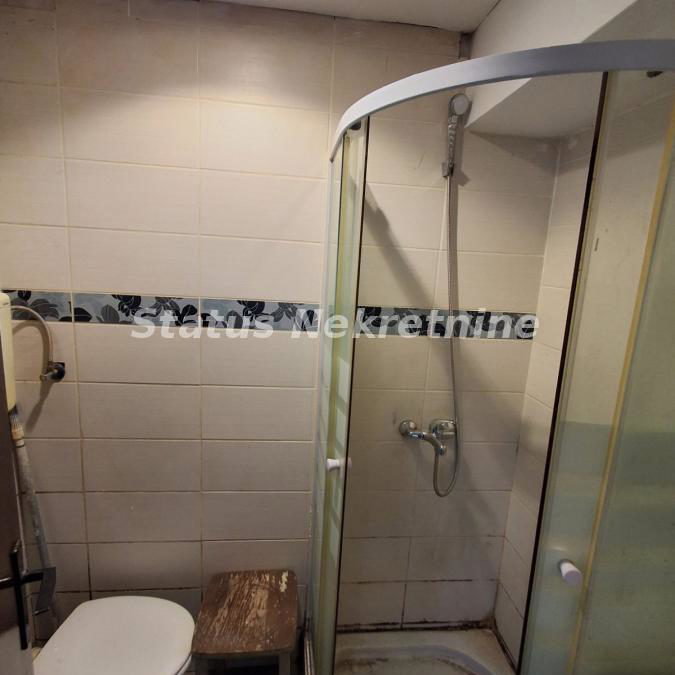 Stan Izdavanje Novi Sad  42 m2