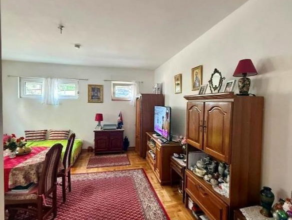 Stan Prodaja Beograd Lekino Brdo 41 m2