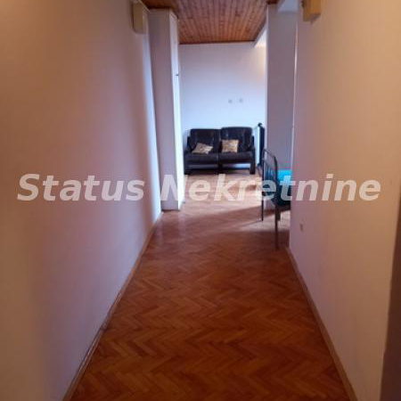Stan Izdavanje Novi Sad  75 m2