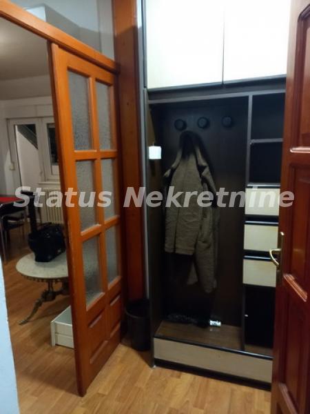 Stan Izdavanje Novi Sad  75 m2