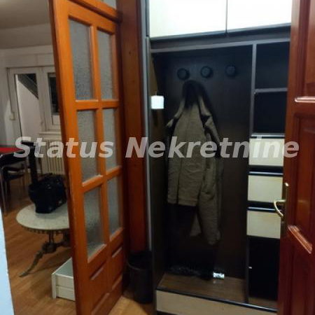 Stan Izdavanje Novi Sad  75 m2