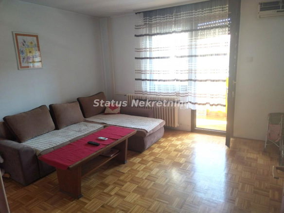 Stan Izdavanje Novi Sad  56 m2