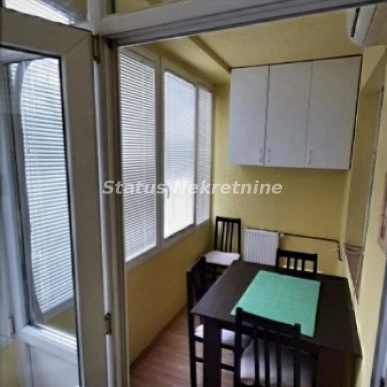 Stan Izdavanje Novi Sad  40 m2