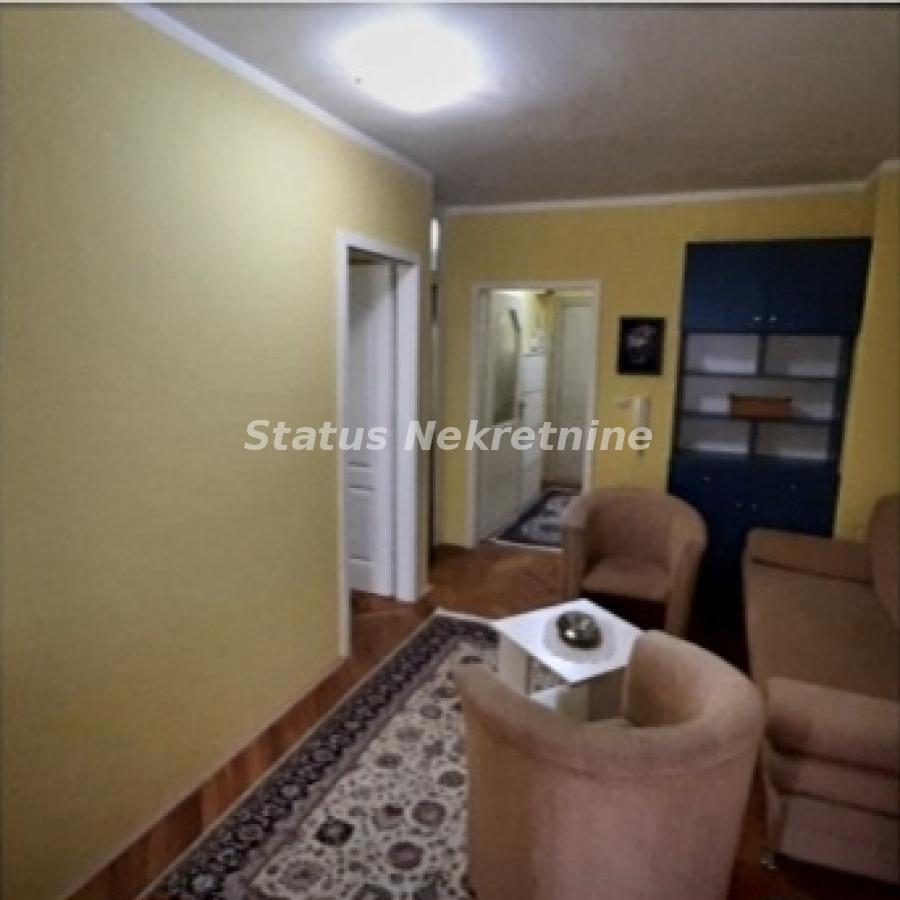 Stan Izdavanje Novi Sad  40 m2