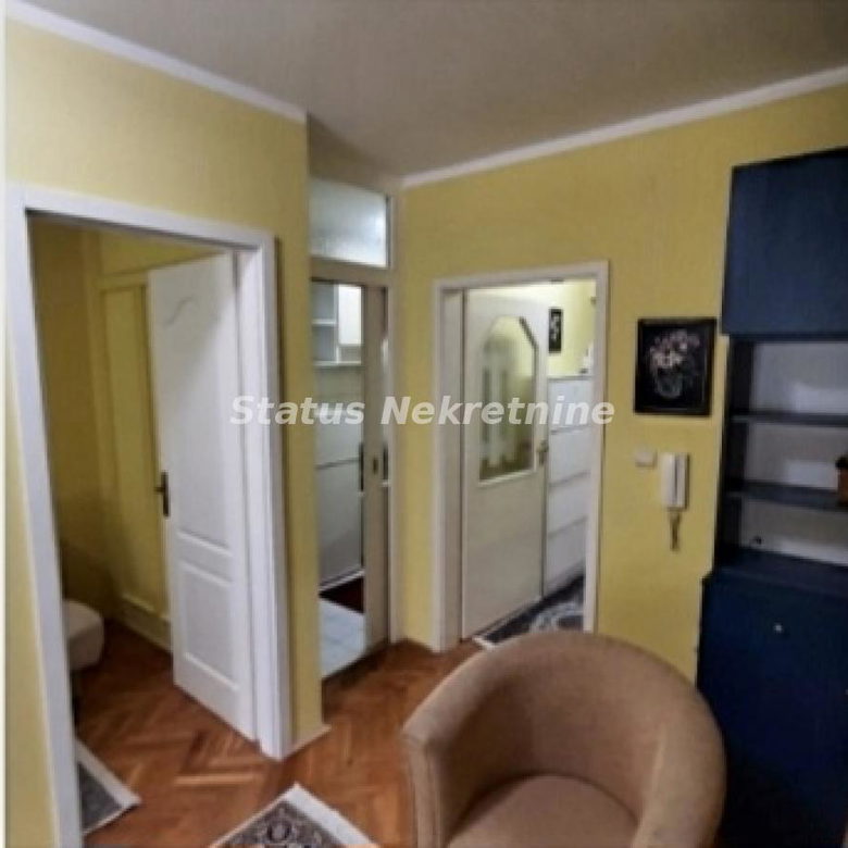 Stan Izdavanje Novi Sad  40 m2