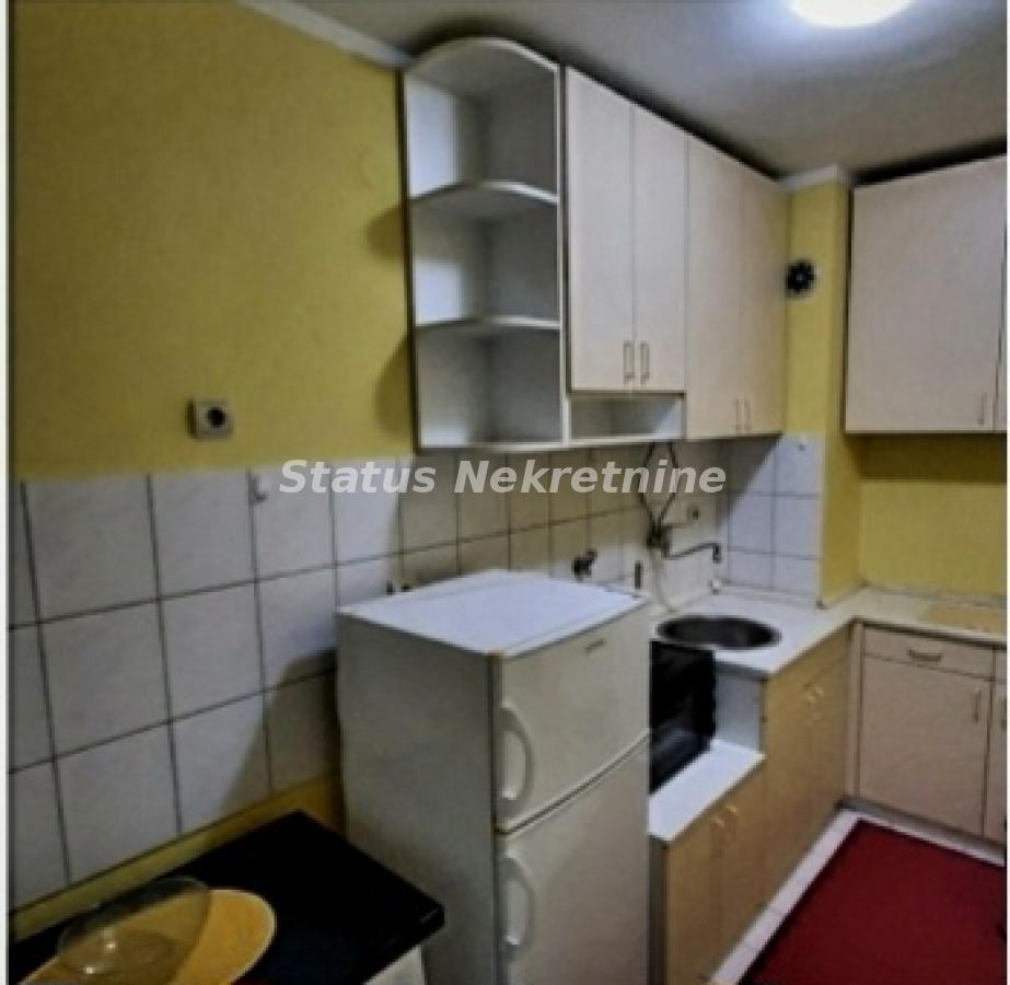 Stan Izdavanje Novi Sad  40 m2