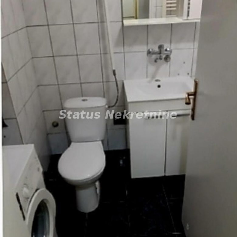 Stan Izdavanje Novi Sad  40 m2