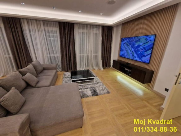 Stan Izdavanje Beograd Dedinje 148 m2