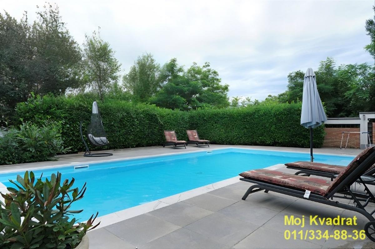 Kuća Prodaja Beograd Mirijevo 520 m2