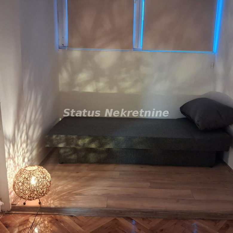 Stan Izdavanje Novi Sad  34 m2