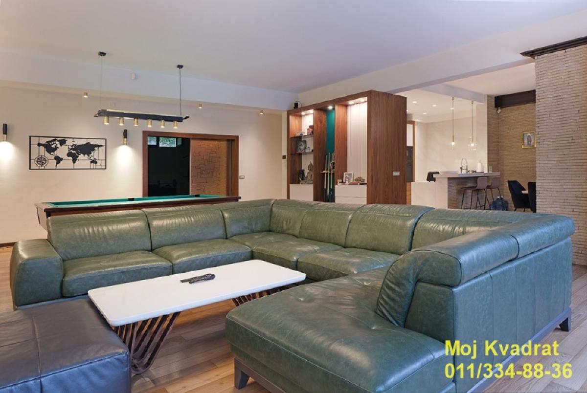 Kuća Prodaja Beograd Mirijevo 520 m2