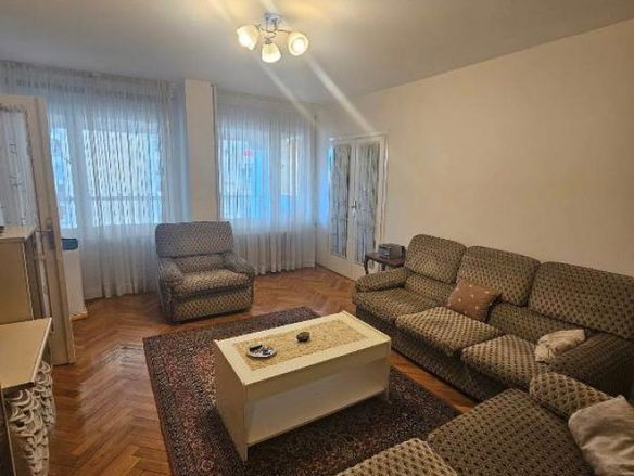 Stan Izdavanje Beograd Blok 30 92 m2