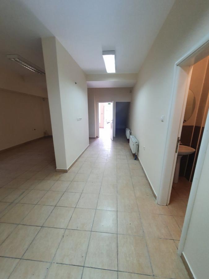 Lokal Izdavanje Novi Sad Lokal Izdavanje Novi Sad 125 m2