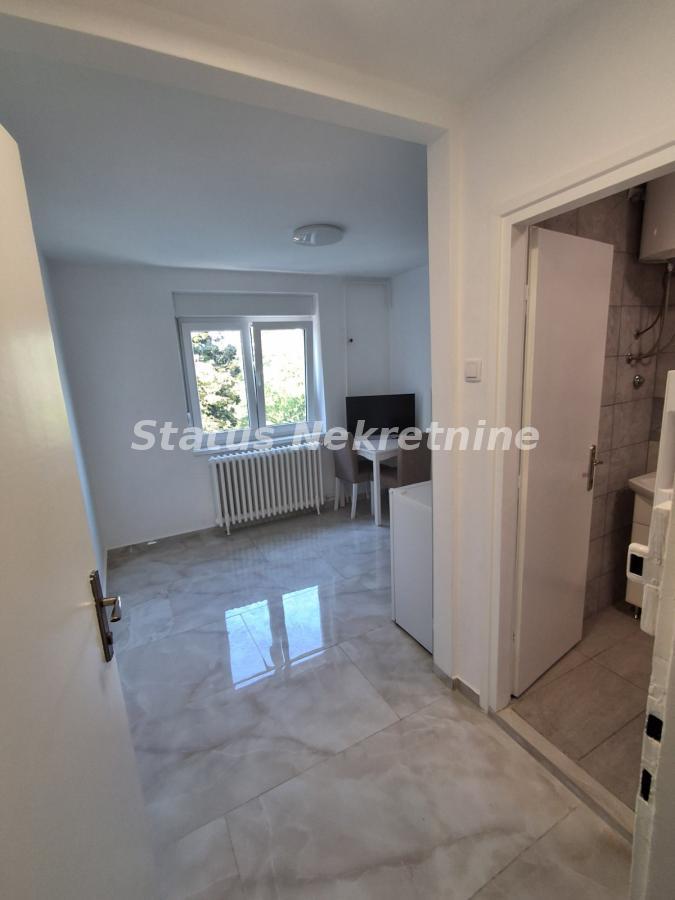 Stan Prodaja Novi Sad Satelit 14 m2