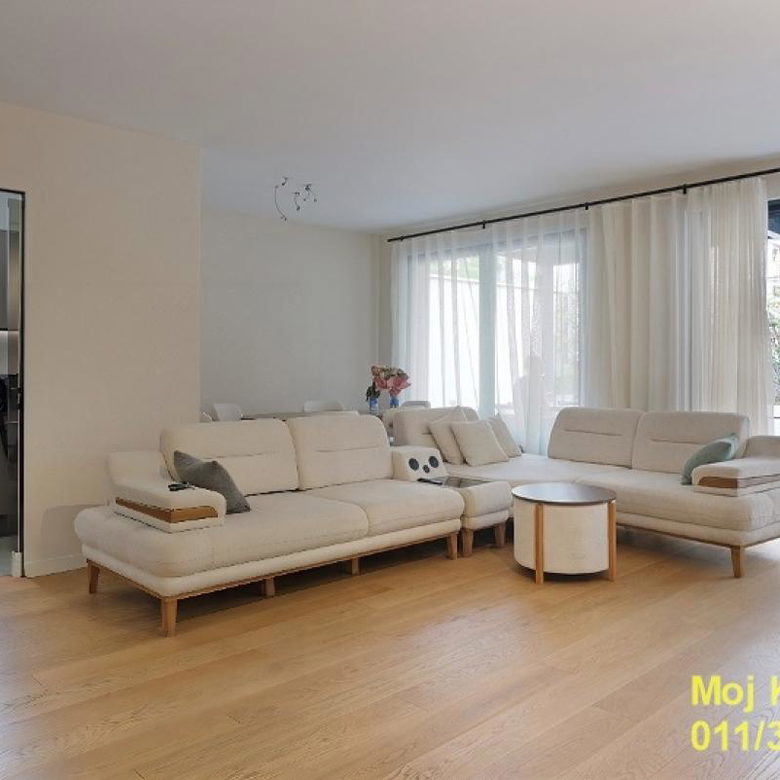Stan Prodaja Beograd Čubura 145 m2
