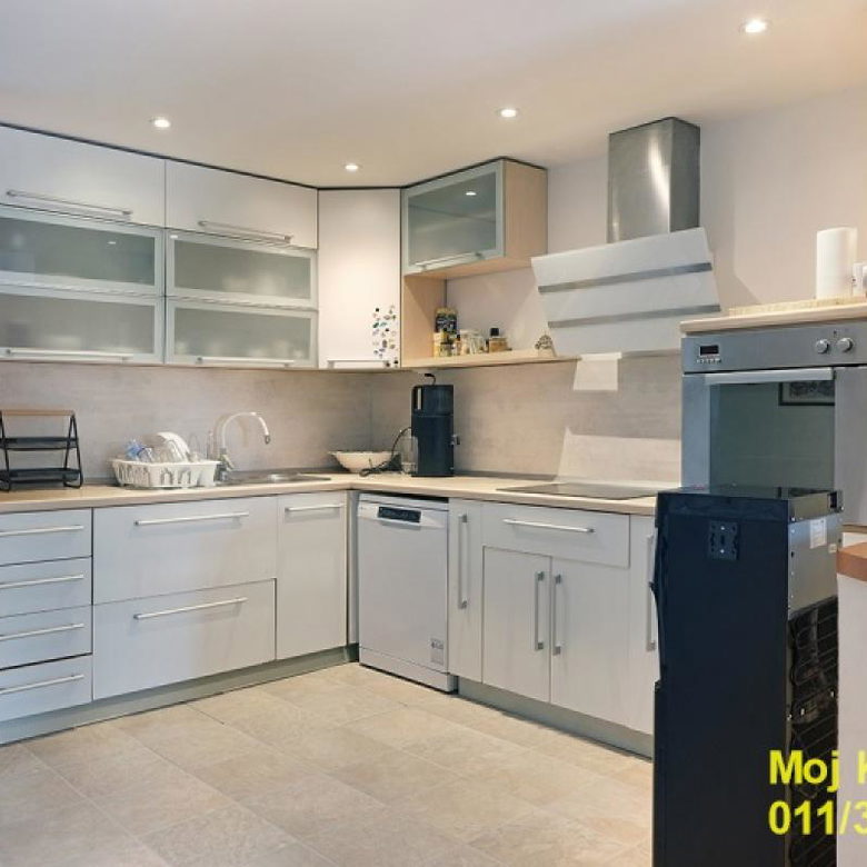 Stan Prodaja Beograd Mirijevo 160 m2