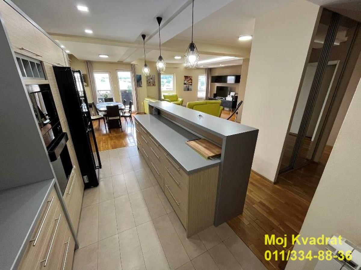 Stan Prodaja Beograd Vidikovac 101 m2