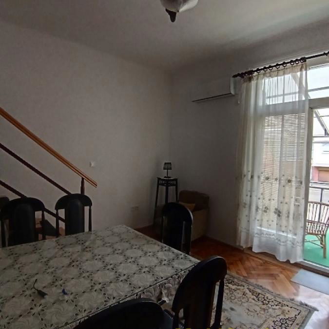 Stan Izdavanje Beograd Gundulićev Venac 121 m2