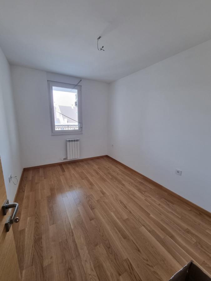 Stan Izdavanje Novi Sad  68 m2