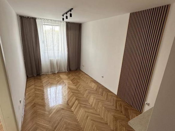 Stan Prodaja Novi Sad  35 m2