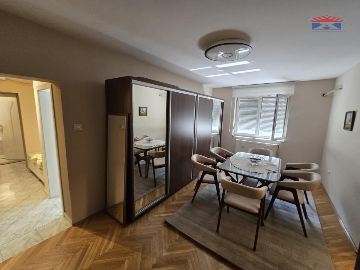 Stan Prodaja Novi Sad  75 m2