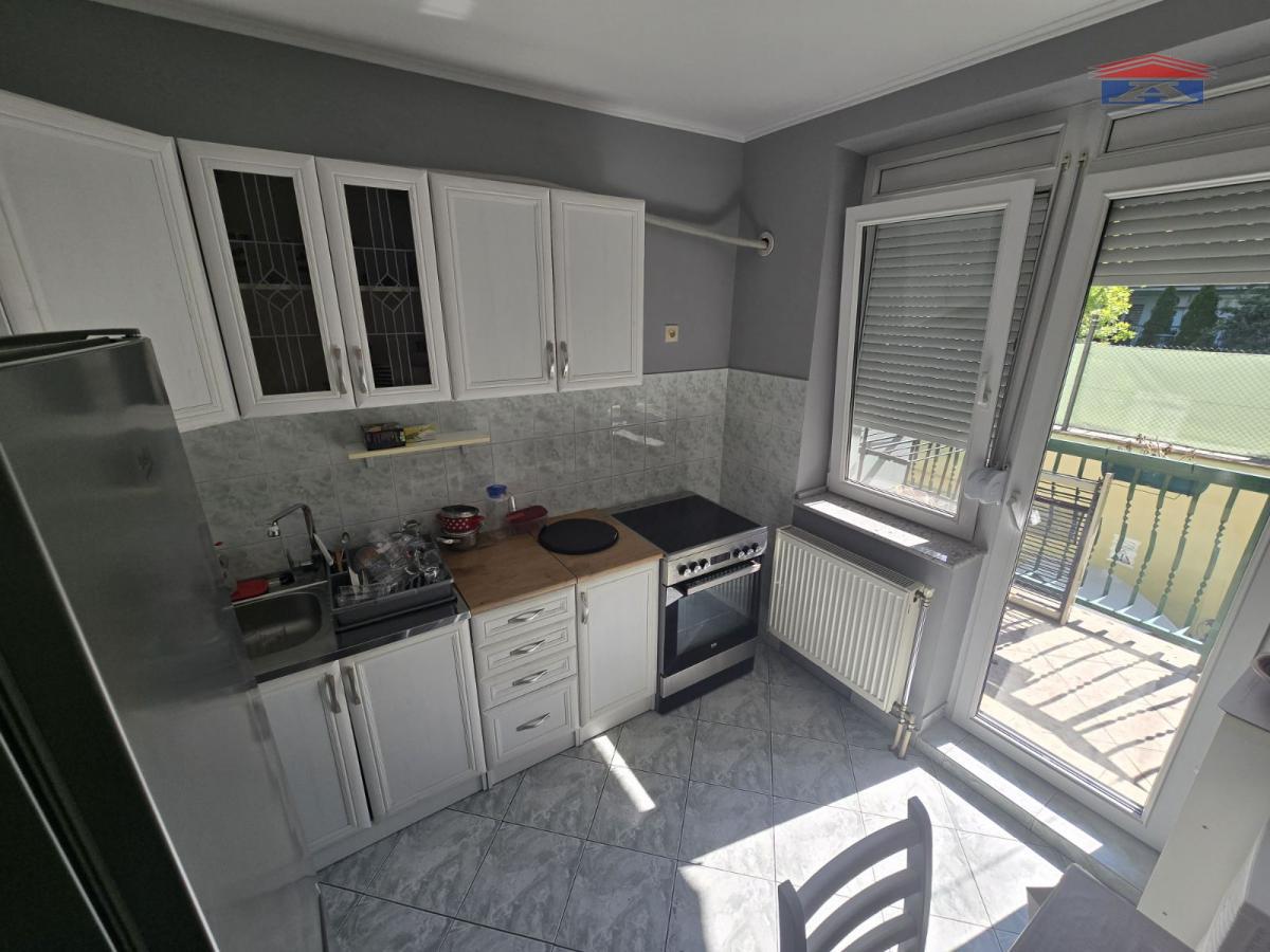 Stan Prodaja Novi Sad  75 m2