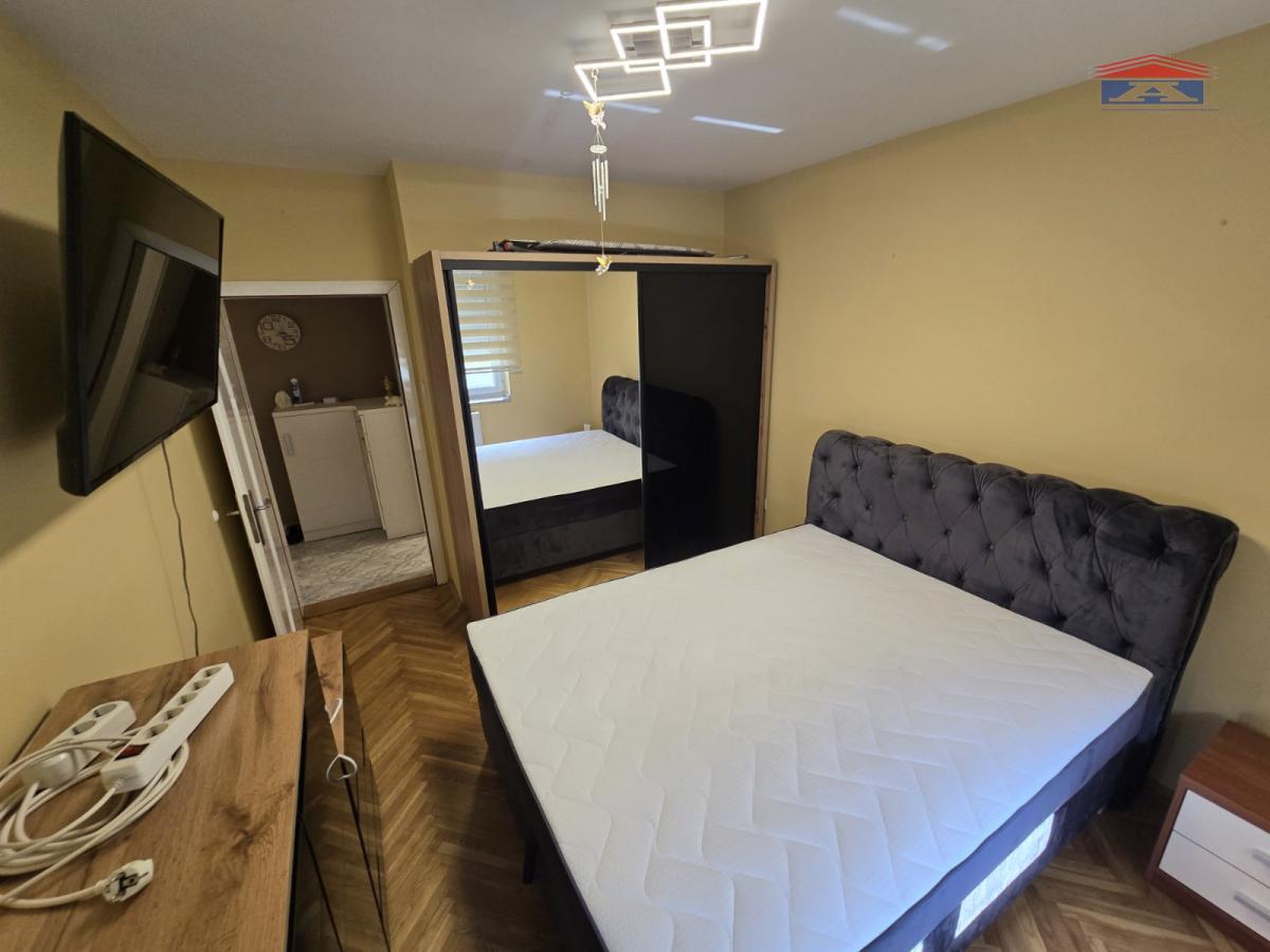 Stan Prodaja Novi Sad  75 m2