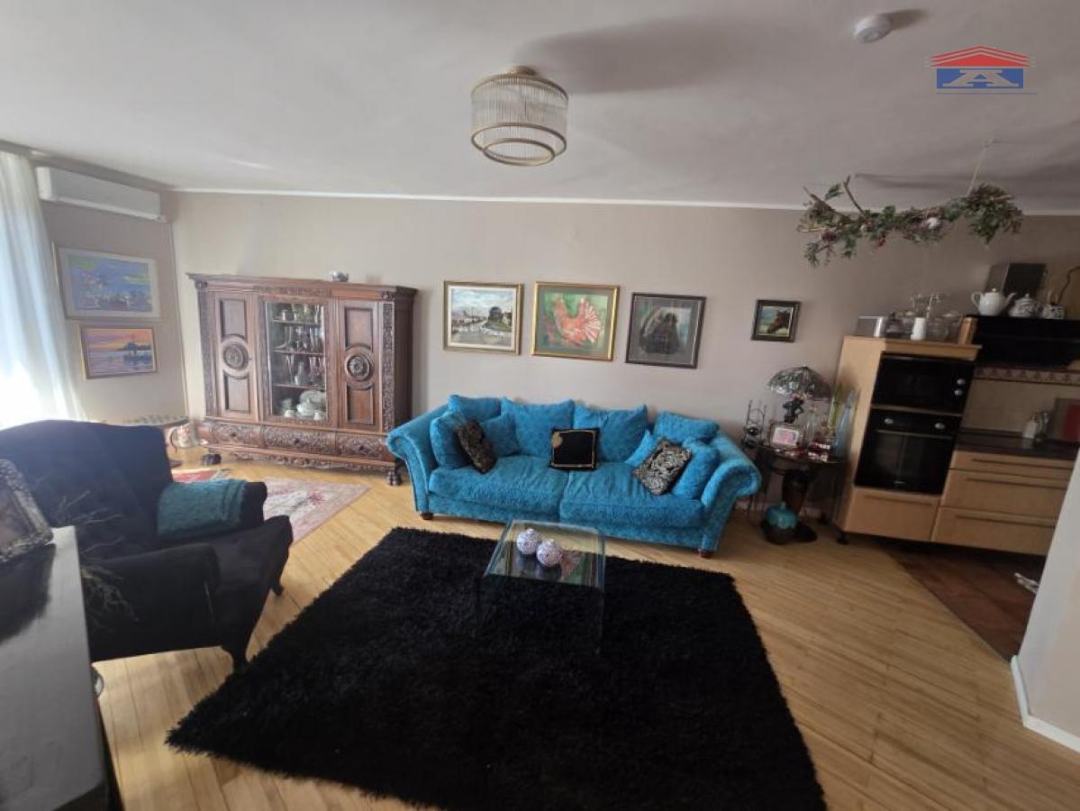 Stan Prodaja Novi Sad  86 m2