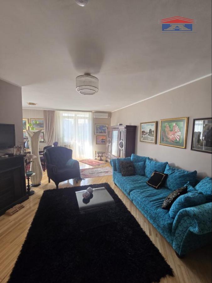 Stan Prodaja Novi Sad  86 m2