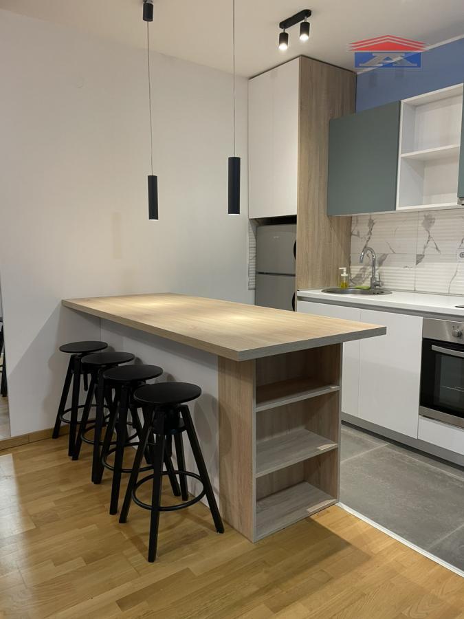 Stan Izdavanje Novi Sad  45 m2