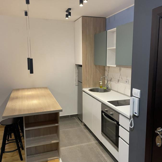 Stan Izdavanje Novi Sad  45 m2