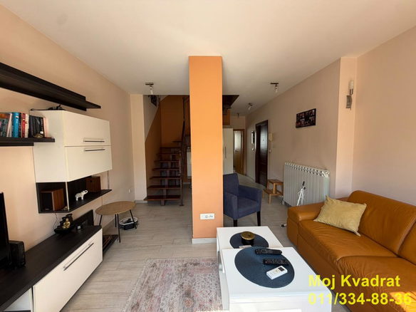 Stan Prodaja Beograd Đeram 110 m2
