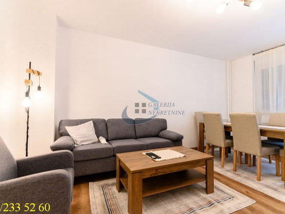 Stan Izdavanje Beograd Skojevsko Naselje 56 m2
