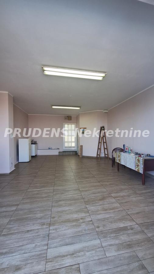 Lokal Izdavanje Beograd Kumodraž 39 m2