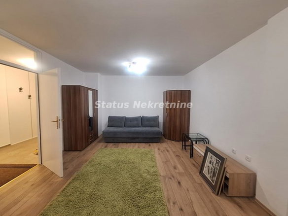 Stan Izdavanje Novi Sad  54 m2