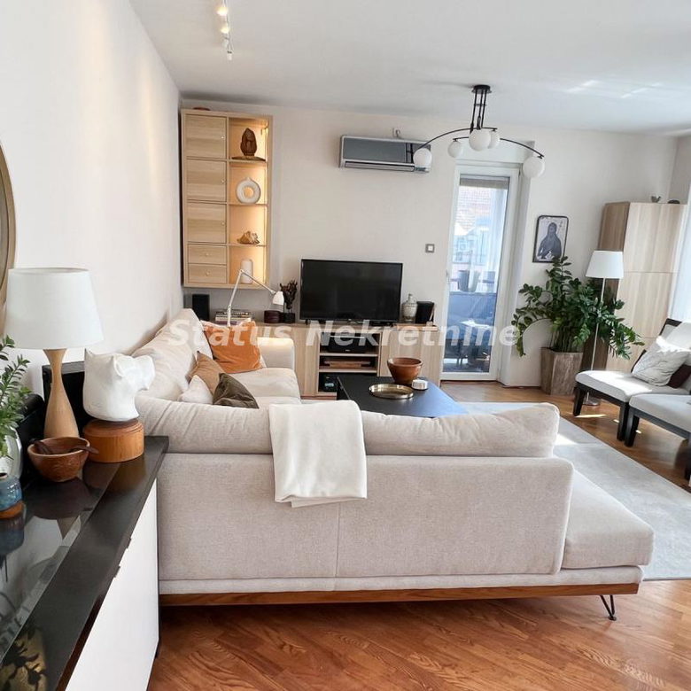 Stan Prodaja Novi Sad  102 m2