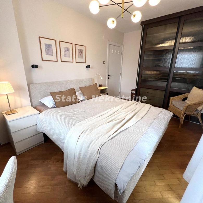 Stan Prodaja Novi Sad  102 m2